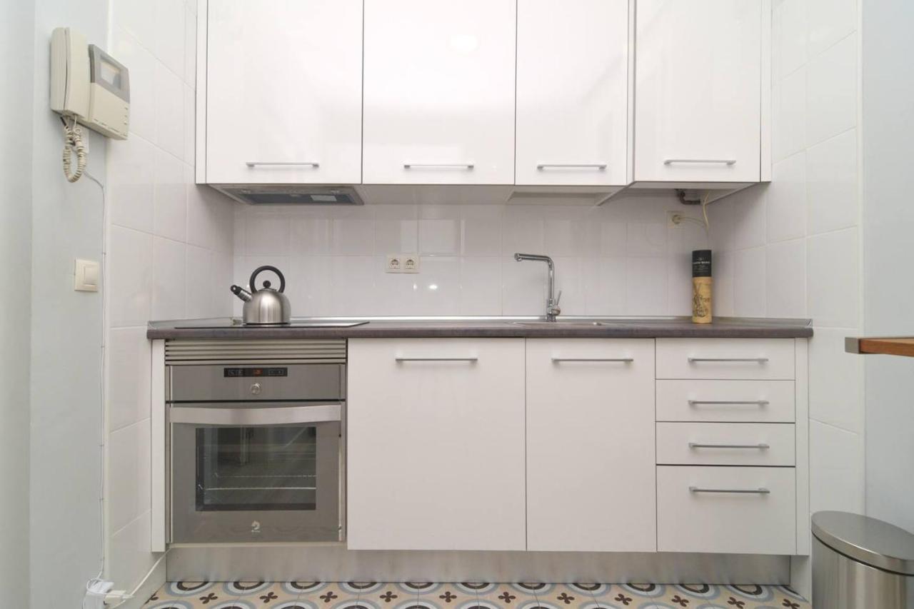 Bright Apartment In La Latina By Batuecas Madrid Eksteriør billede