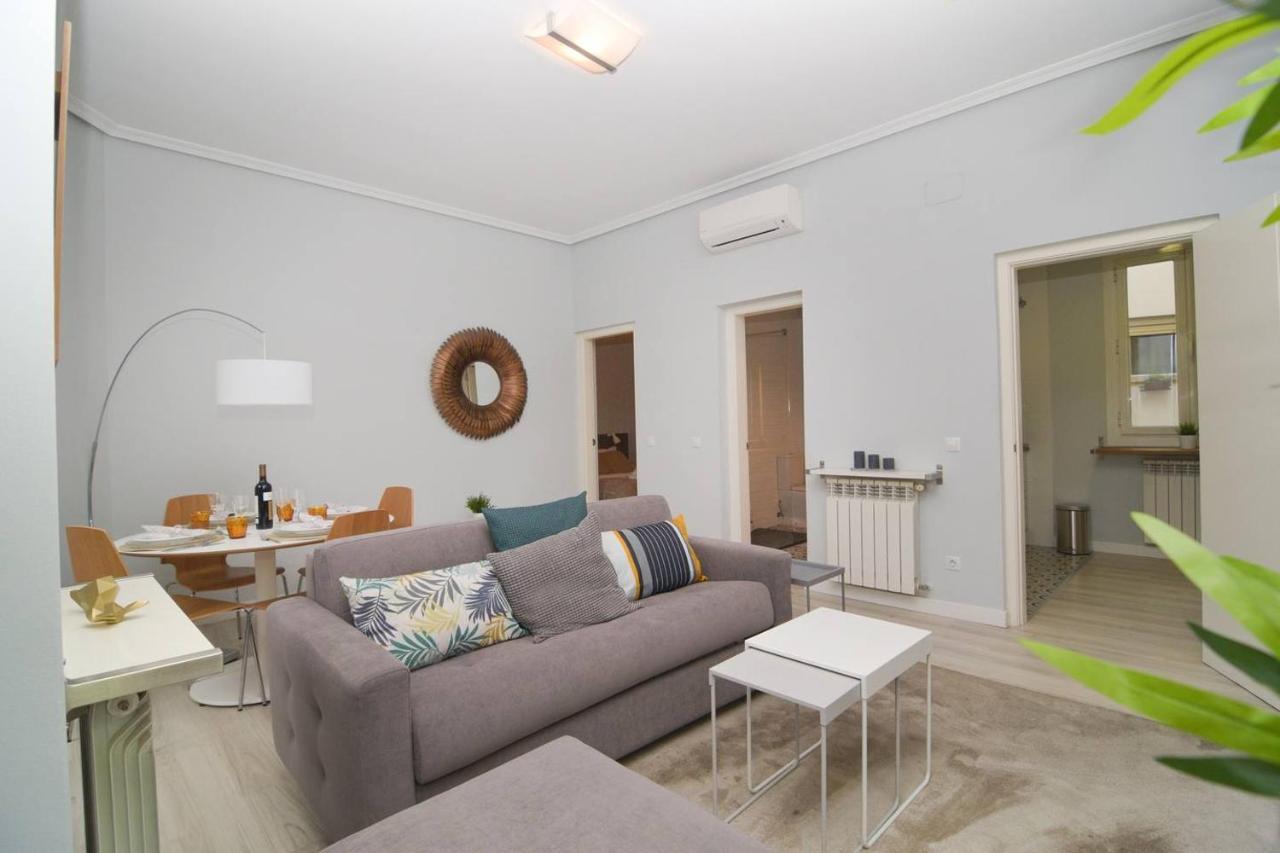 Bright Apartment In La Latina By Batuecas Madrid Eksteriør billede