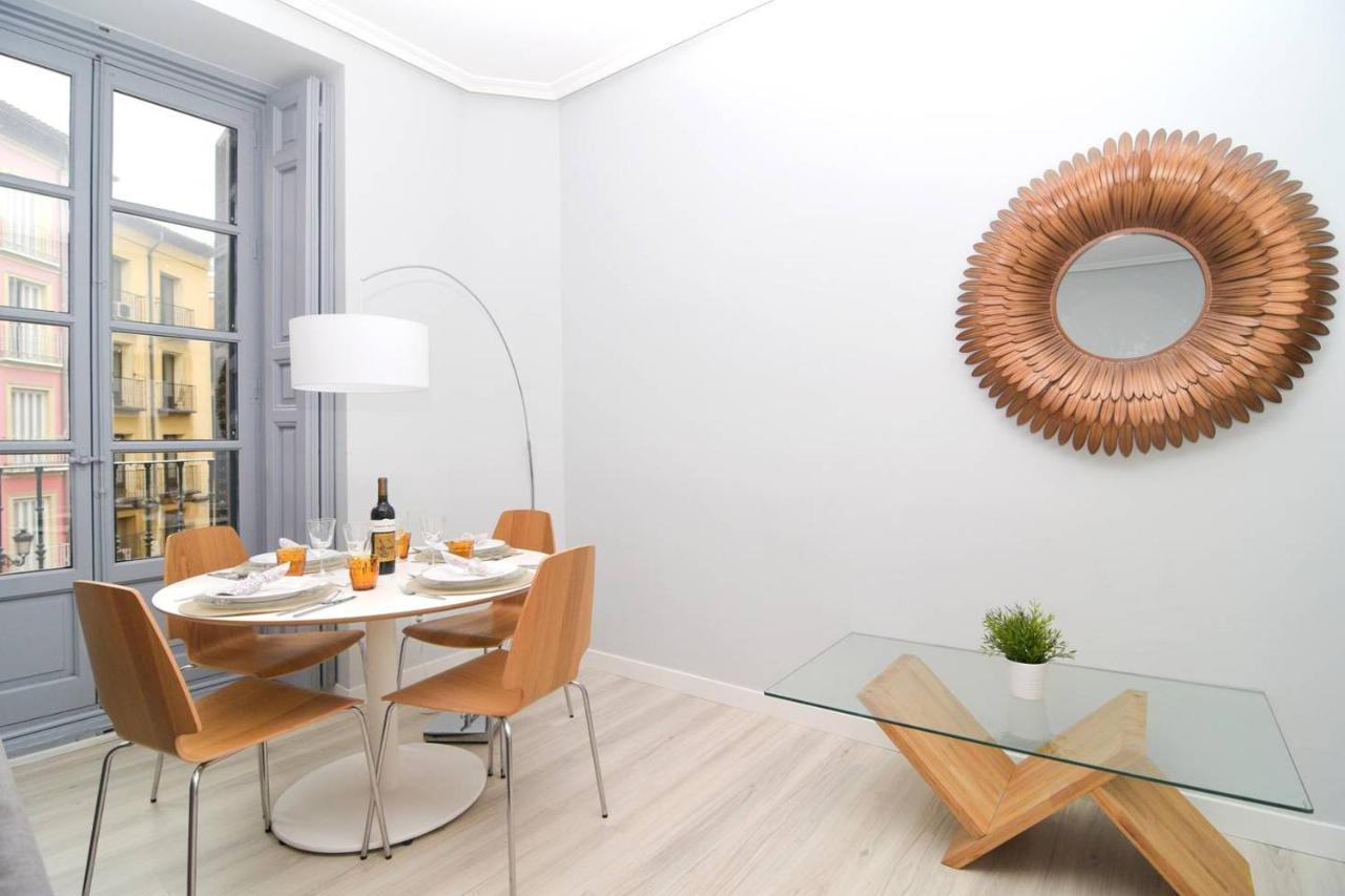 Bright Apartment In La Latina By Batuecas Madrid Eksteriør billede