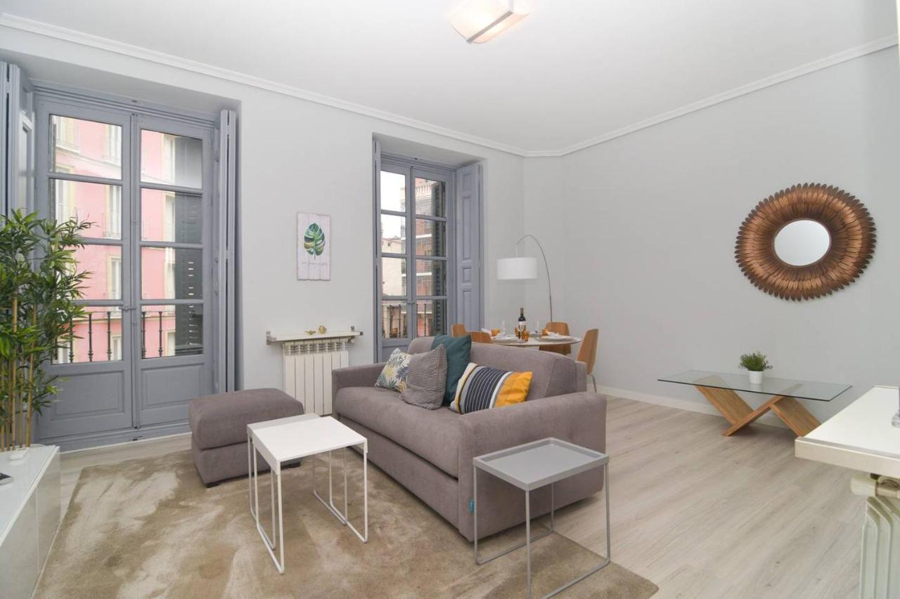 Bright Apartment In La Latina By Batuecas Madrid Eksteriør billede